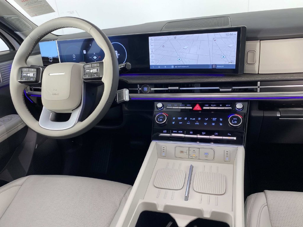 Used 2026 White Hyundai Calligraphy image 14