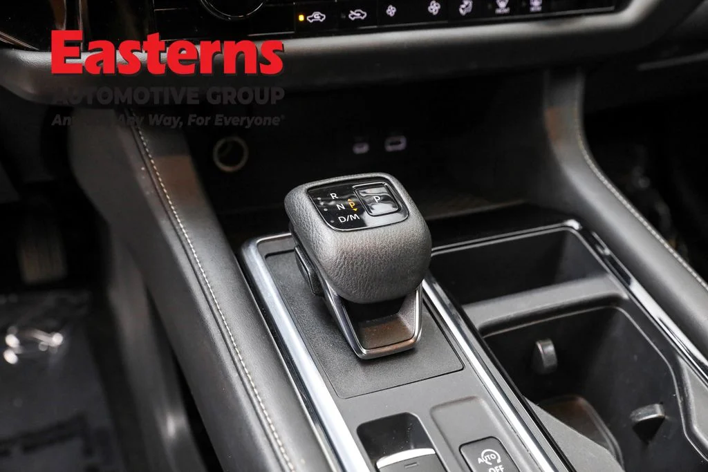 Used 2022 Black Nissan SL image 13