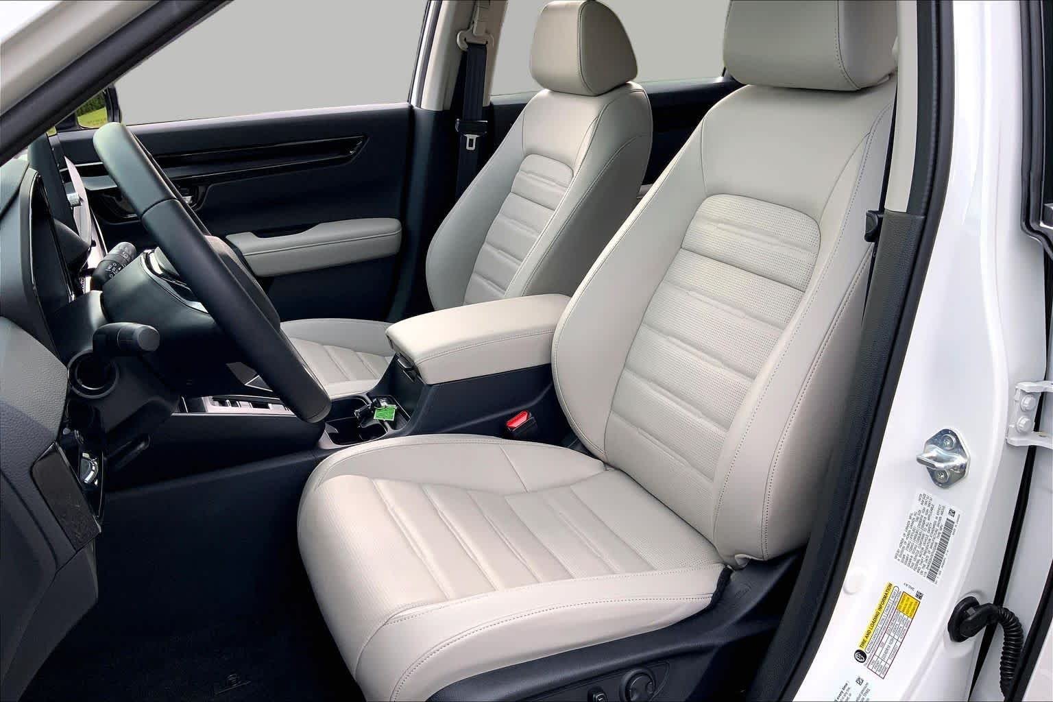 Certified Used 2026 Platinum White Pearl Honda EX-L image 8
