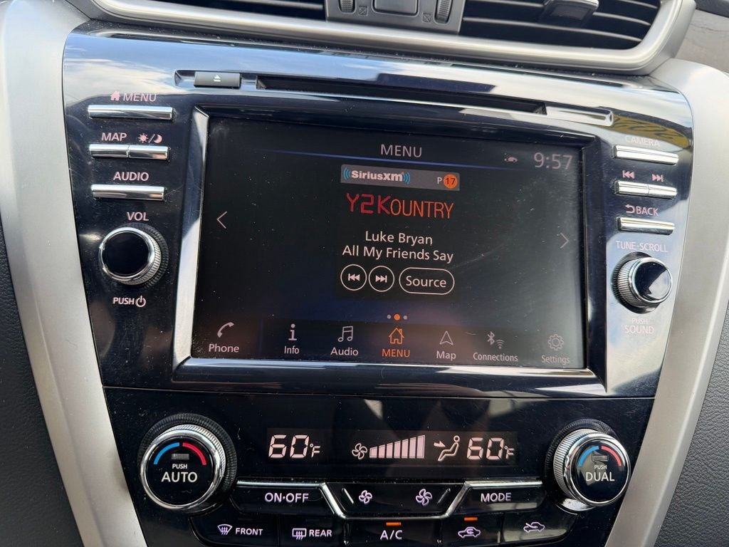 Used 2020 Orange Nissan Platinum image 26