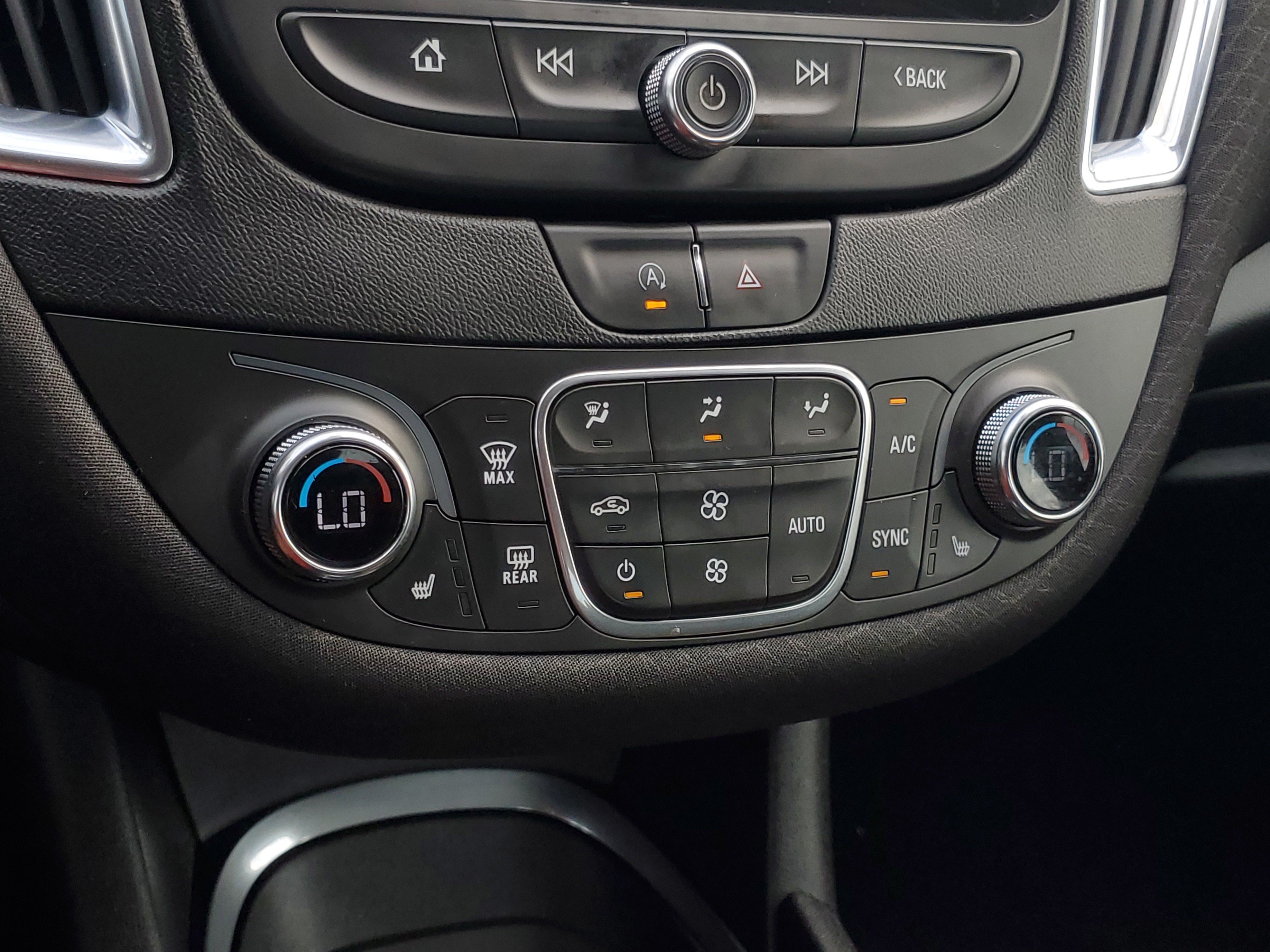 Used 2020 Summit White Chevrolet LT image 30