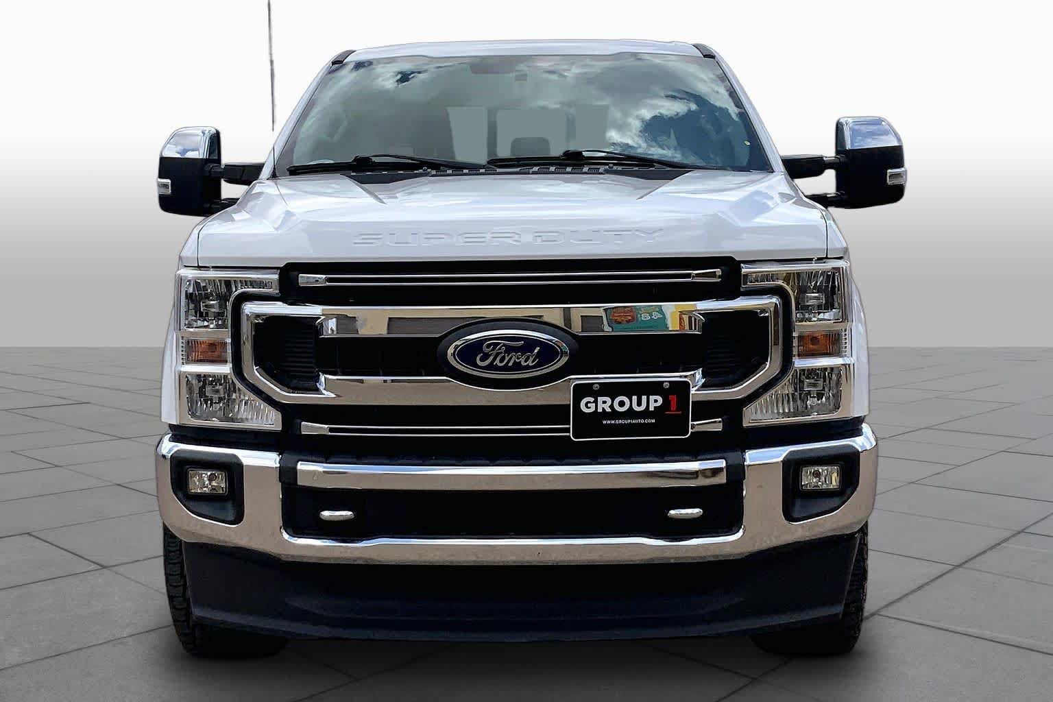 Certified Used 2021 Oxford White Ford XLT image 4