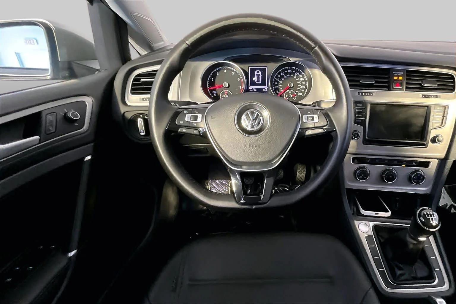 Pre-Owned 2017 Volkswagen Golf Wolfsburg Edition