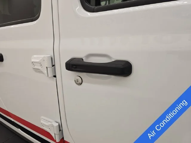 Used 2022 Bright White Clearcoat Jeep Willys image 9