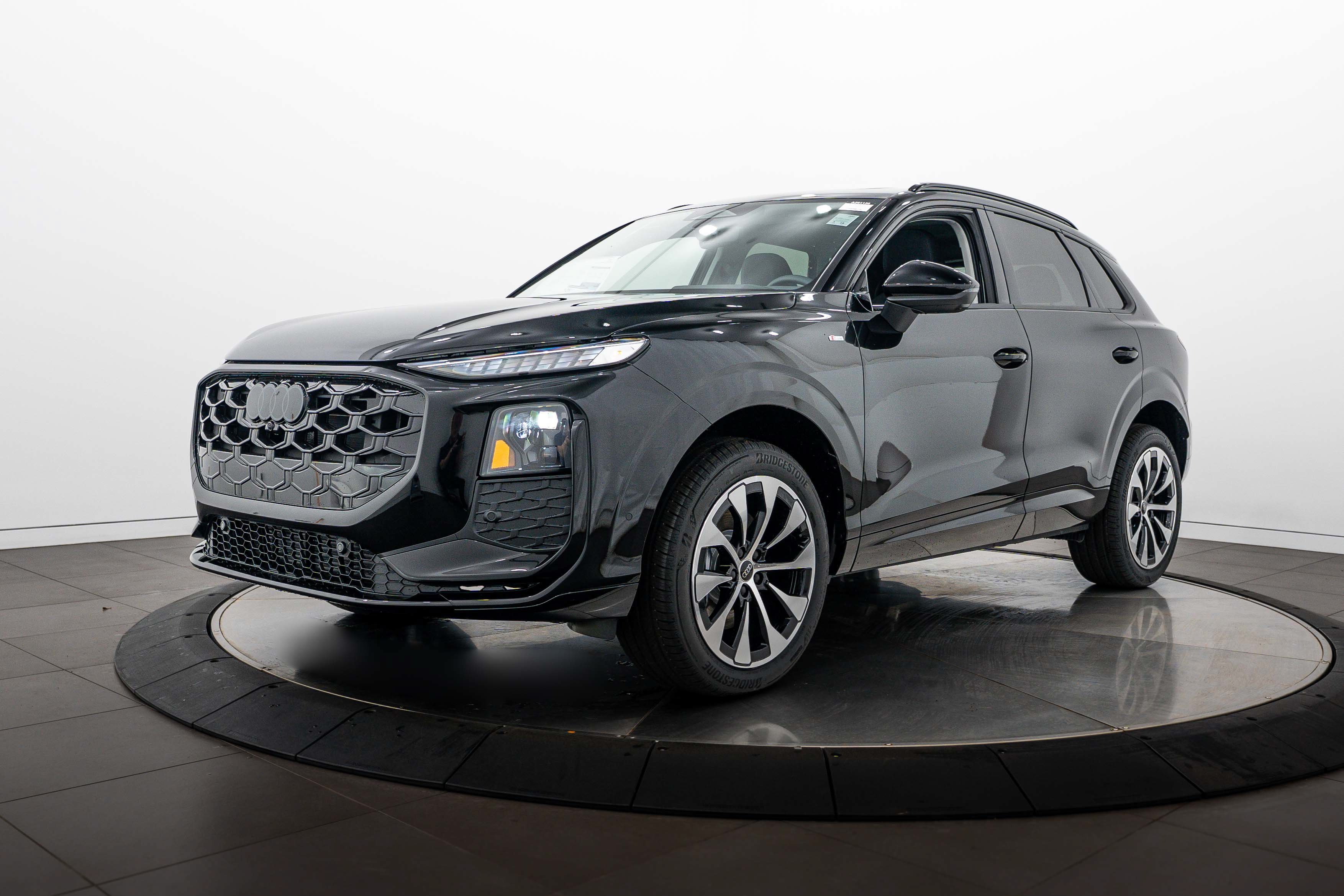 New 2026 Black Audi S line image 5