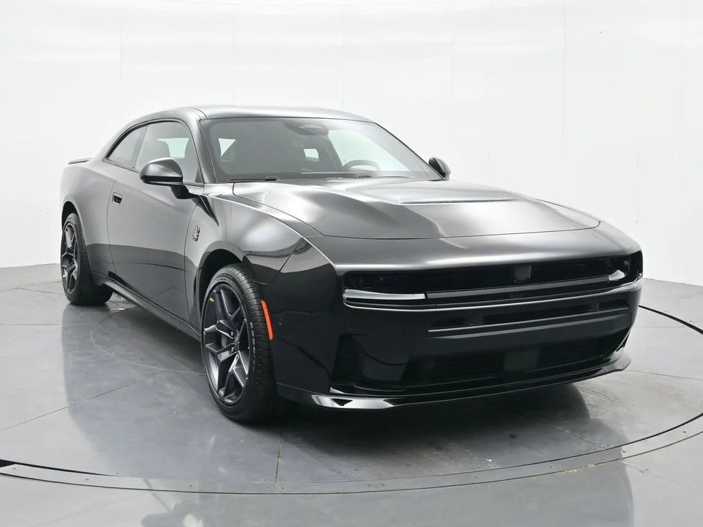 New 2026 Diamond Black Crystal Pearlcoat Dodge Scat Pack image 4