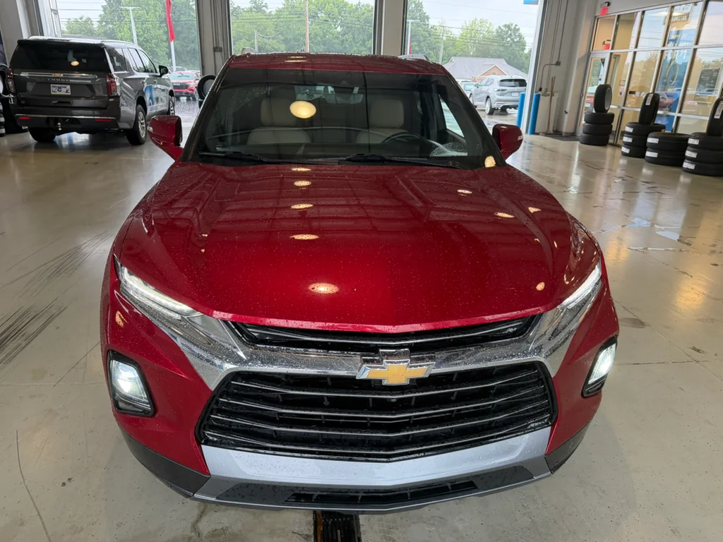 Used 2022 Cherry Red Tintcoat Chevrolet Premier image 10
