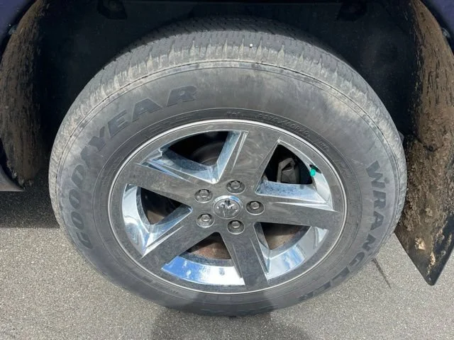 Used 2017 True Blue Pearlcoat Ram Express image 15