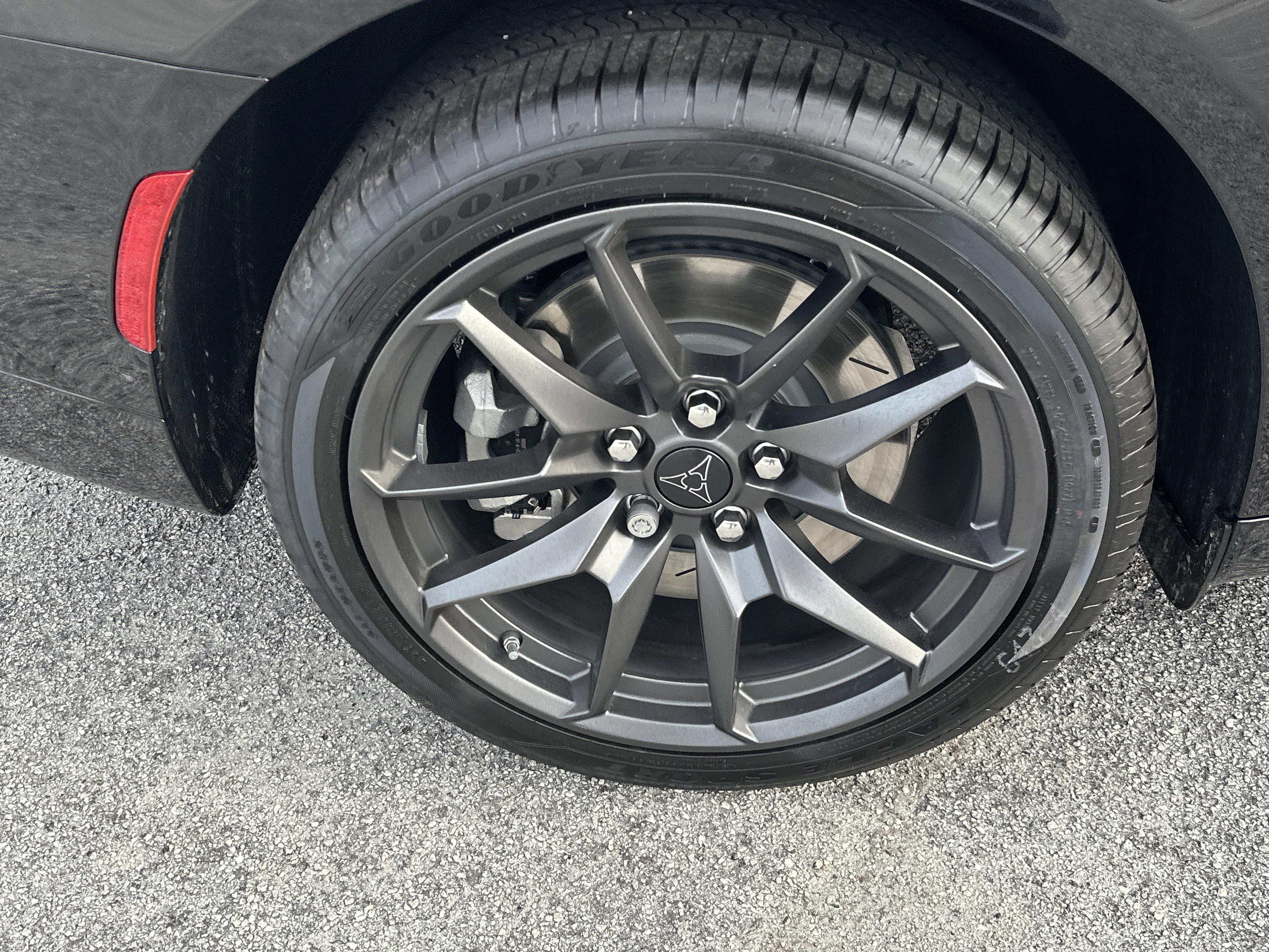 New 2026 Diamond Black Crystal Pearlcoat Dodge Scat Pack Plus image 17