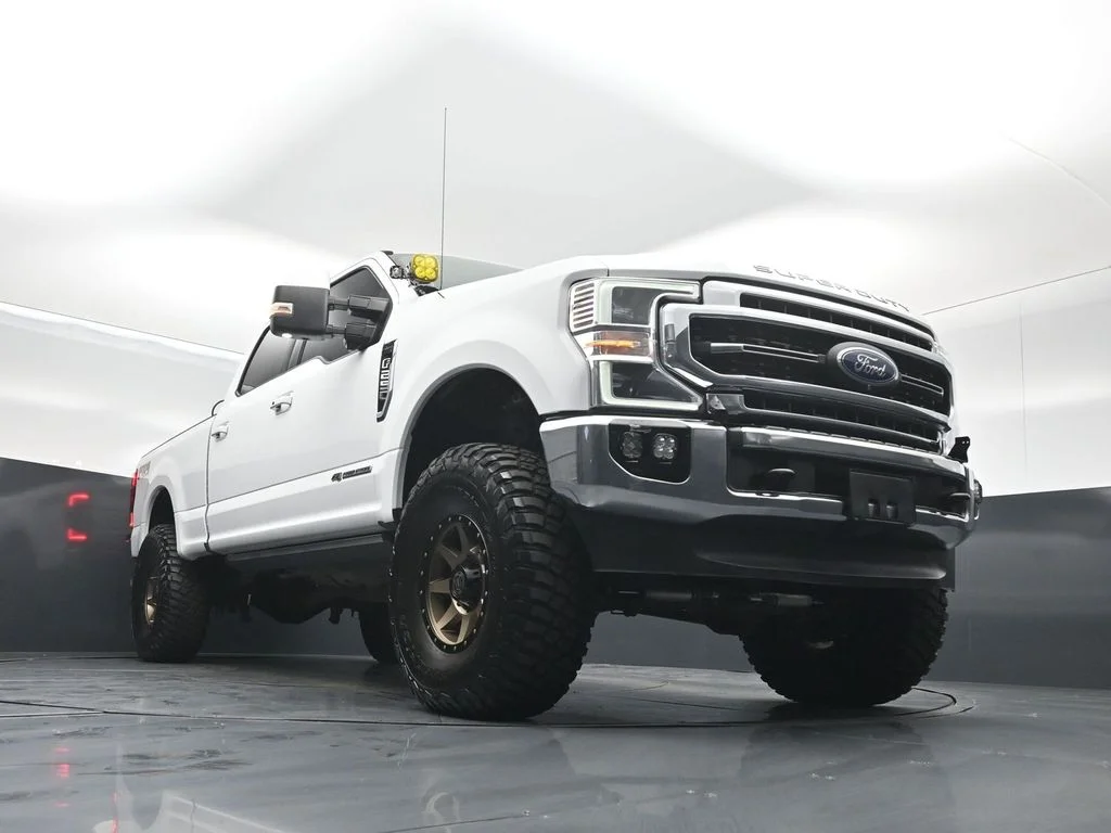Used 2021 White Ford Lariat image 43