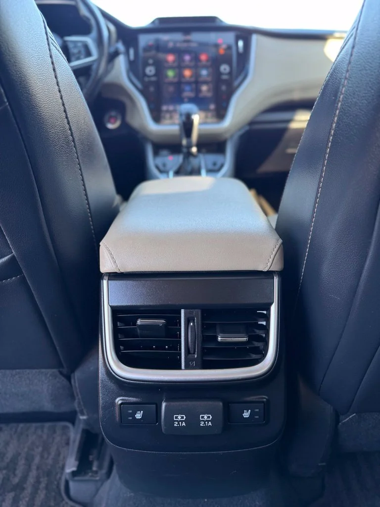 Used 2021 Crystal White Pearl Subaru Limited image 27