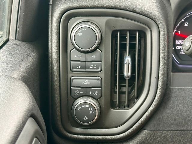 Used 2023 Red Chevrolet Custom image 34