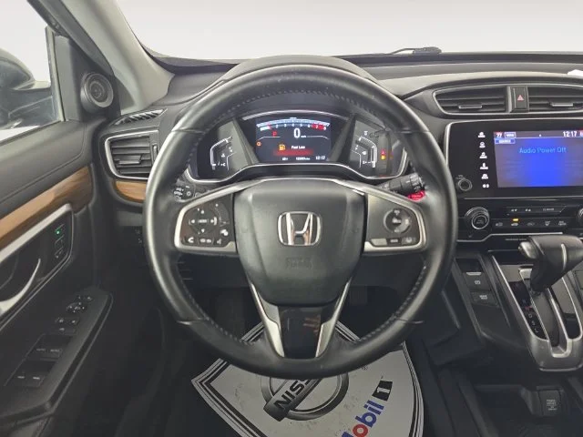 Used 2017 Dark Olive Metallic Honda Touring image 13