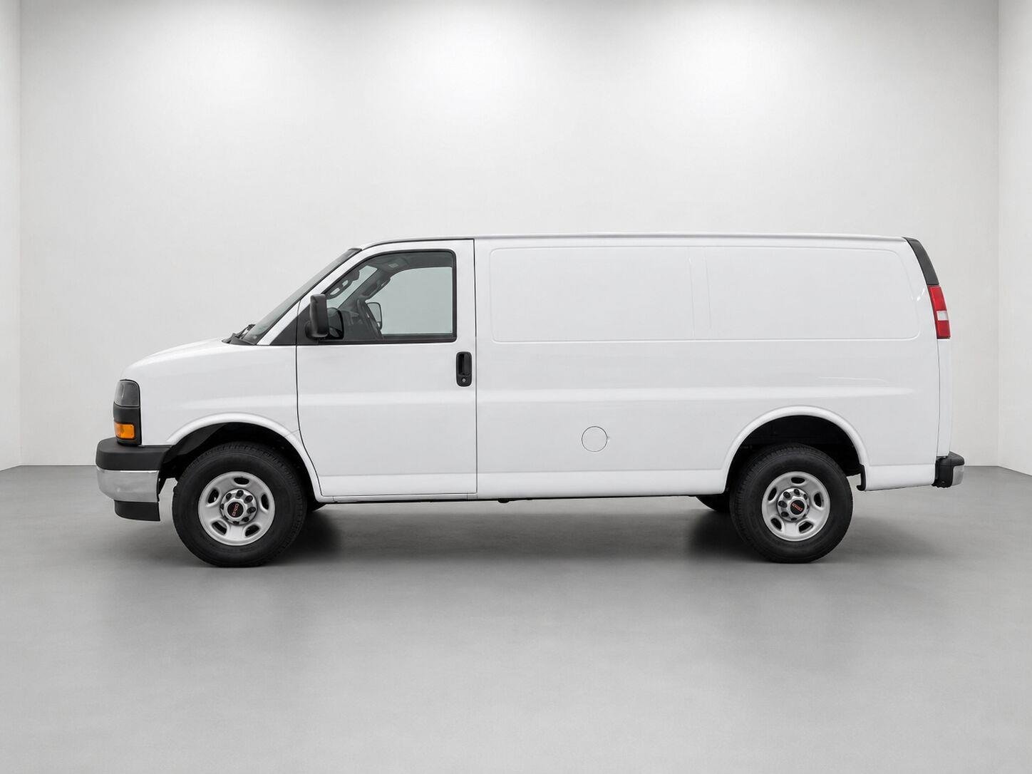Used 2023 Summit White GMC 2500 image 2