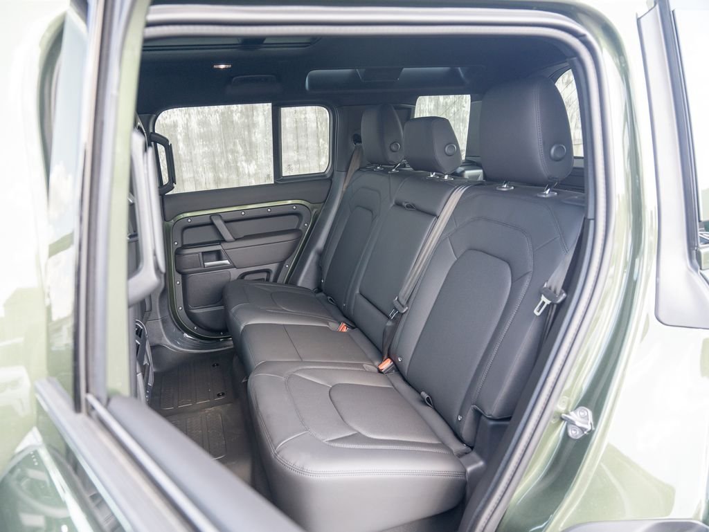 New 2026 Woolstone Green LAND ROVER S image 23