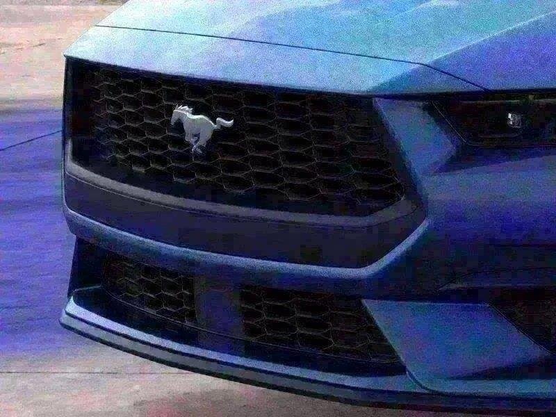 New 2026 Vapor Blue Ford EcoBoost Premium image 44