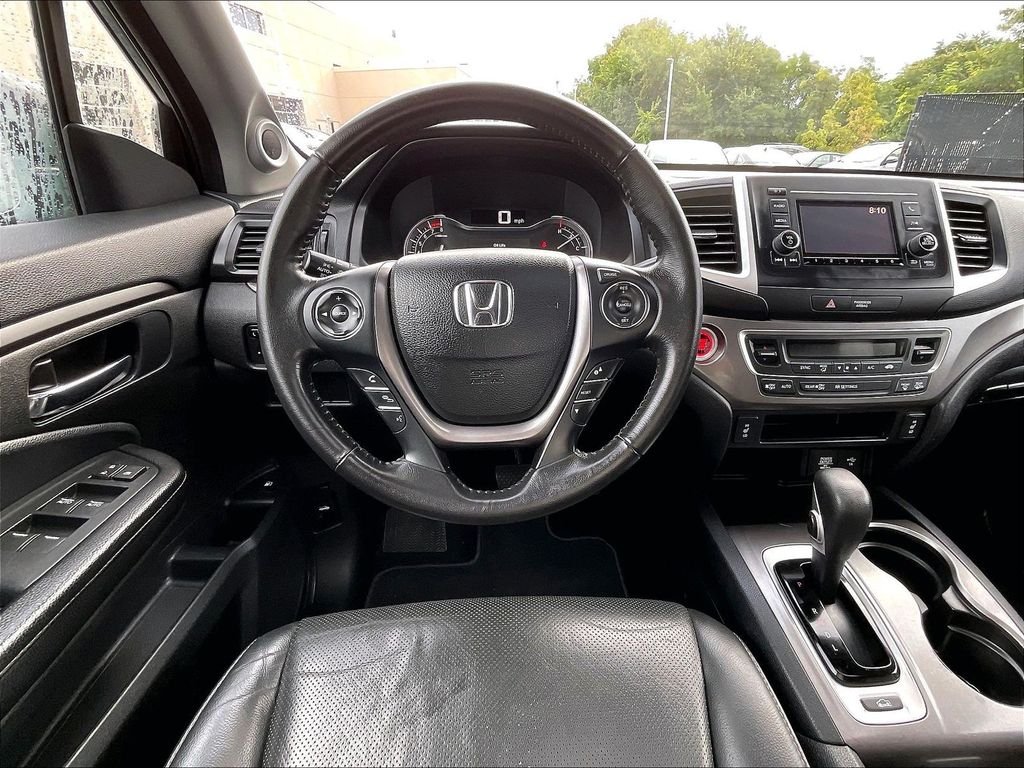Used 2019 Gray Honda RTL image 17