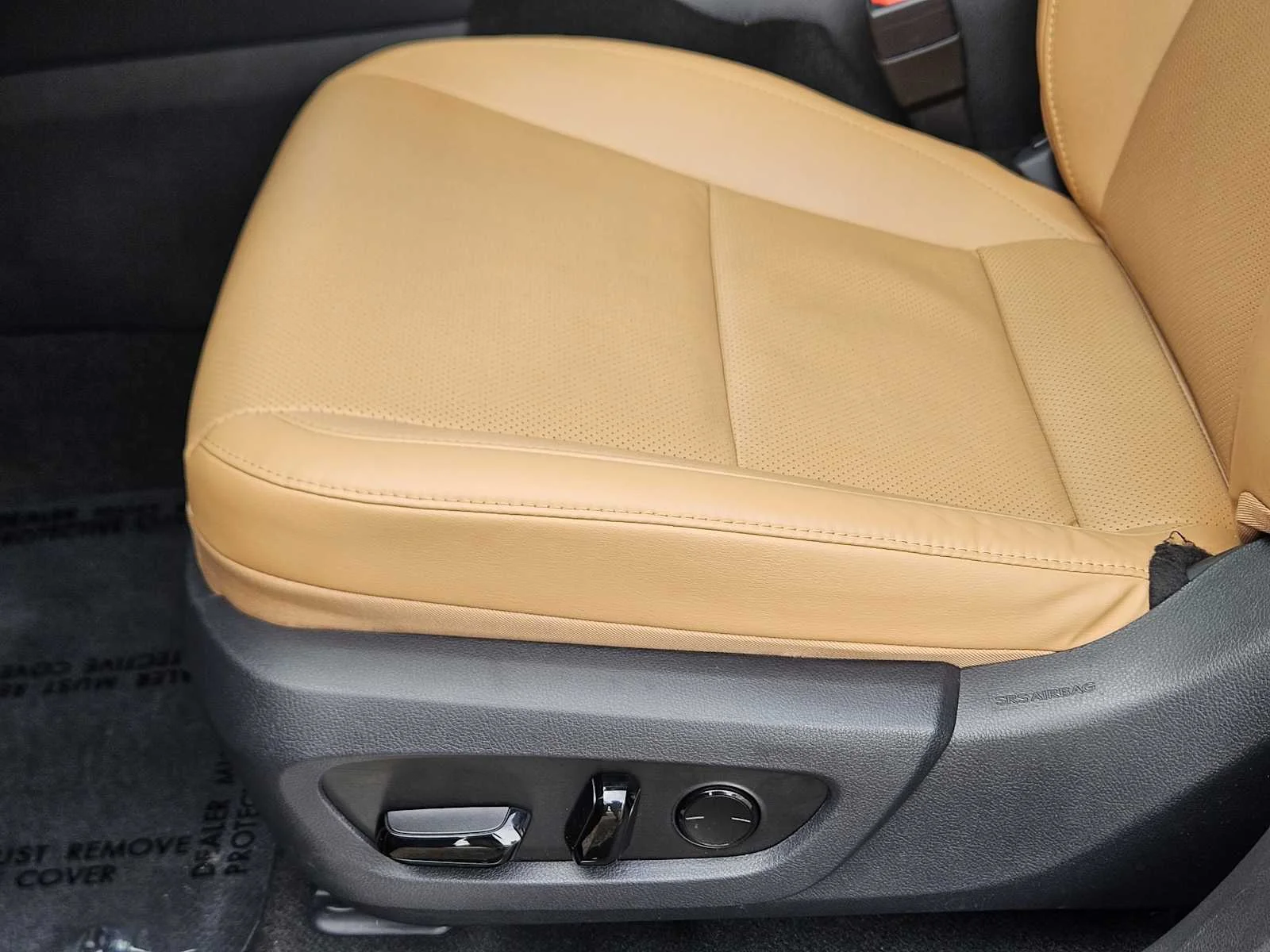 Certified Used 2025 NORI GREEN PEARL Lexus Premium image 19