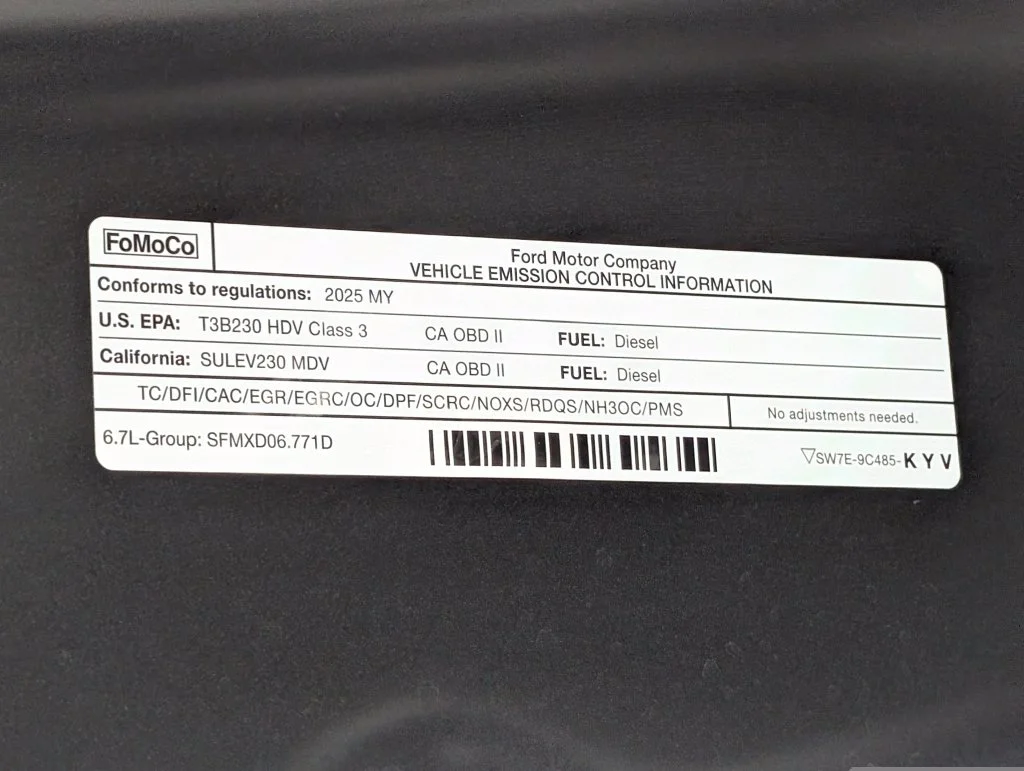 Certified Used 2025 Carbonized Gray Metallic Ford Lariat image 35