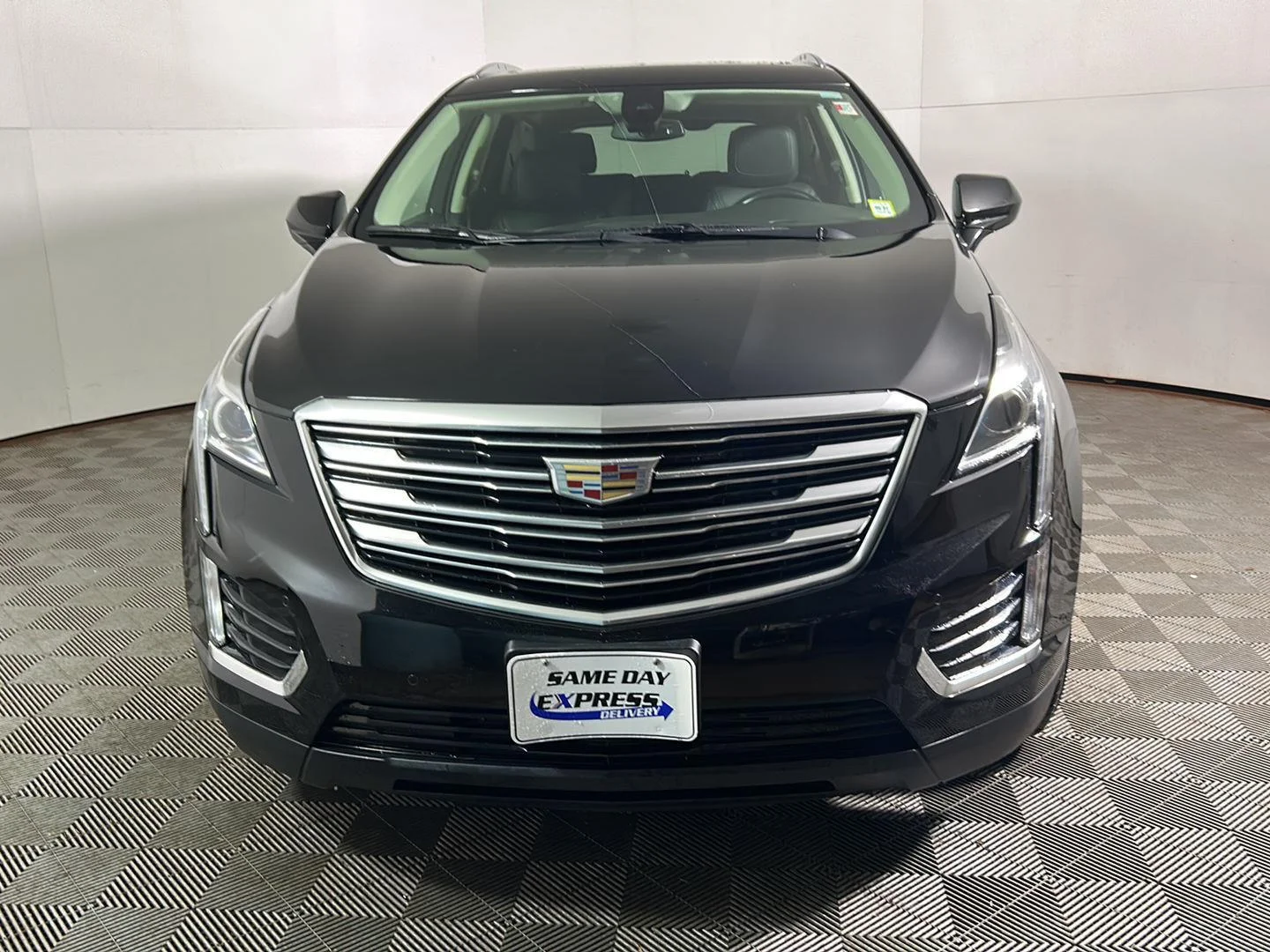 Used 2019 Black Metallic Cadillac Luxury image 13