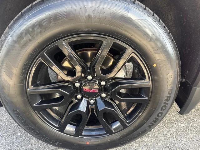 Used 2023 Red GMC Elevation image 4
