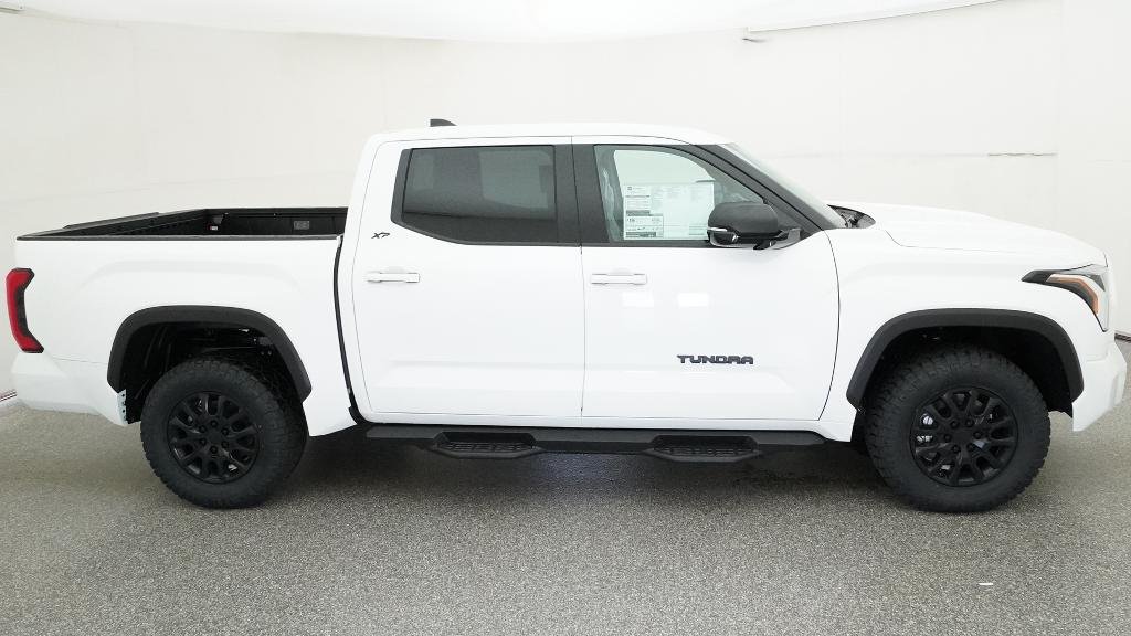 New 2026 Ice Cap Toyota SR5 image 14