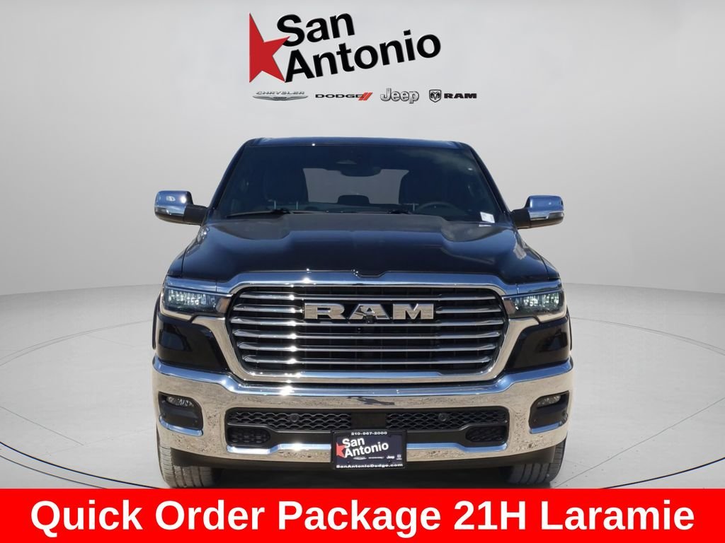 New 2026 Diamond Black Crystal Pearl-Coat Exterior Paint RAM Laramie image 4