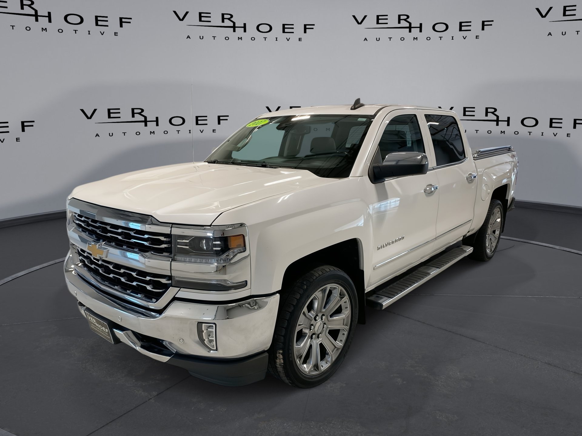 Used 2017 IRIDESCENT PEARL TRICOAT Chevrolet LTZ image 1
