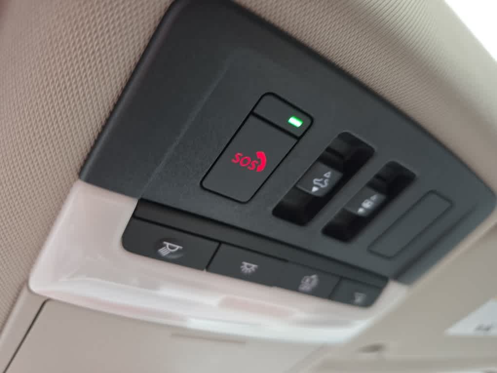 Certified Used 2023 Pearl White Tricoat Nissan SL image 38
