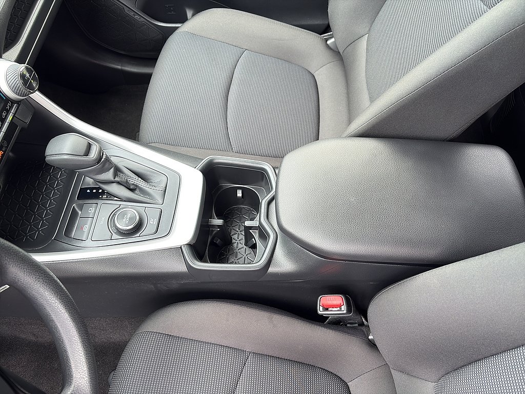 Used 2025 Magnetic Gray Metallic Toyota LE image 29