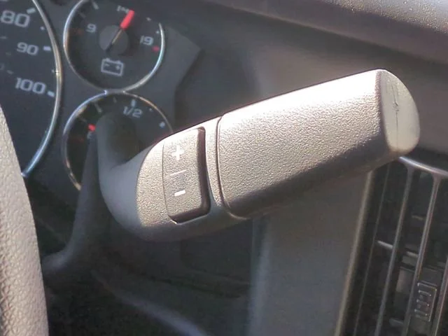 2024 Chevrolet Express Cargo Work Van - Photo 17