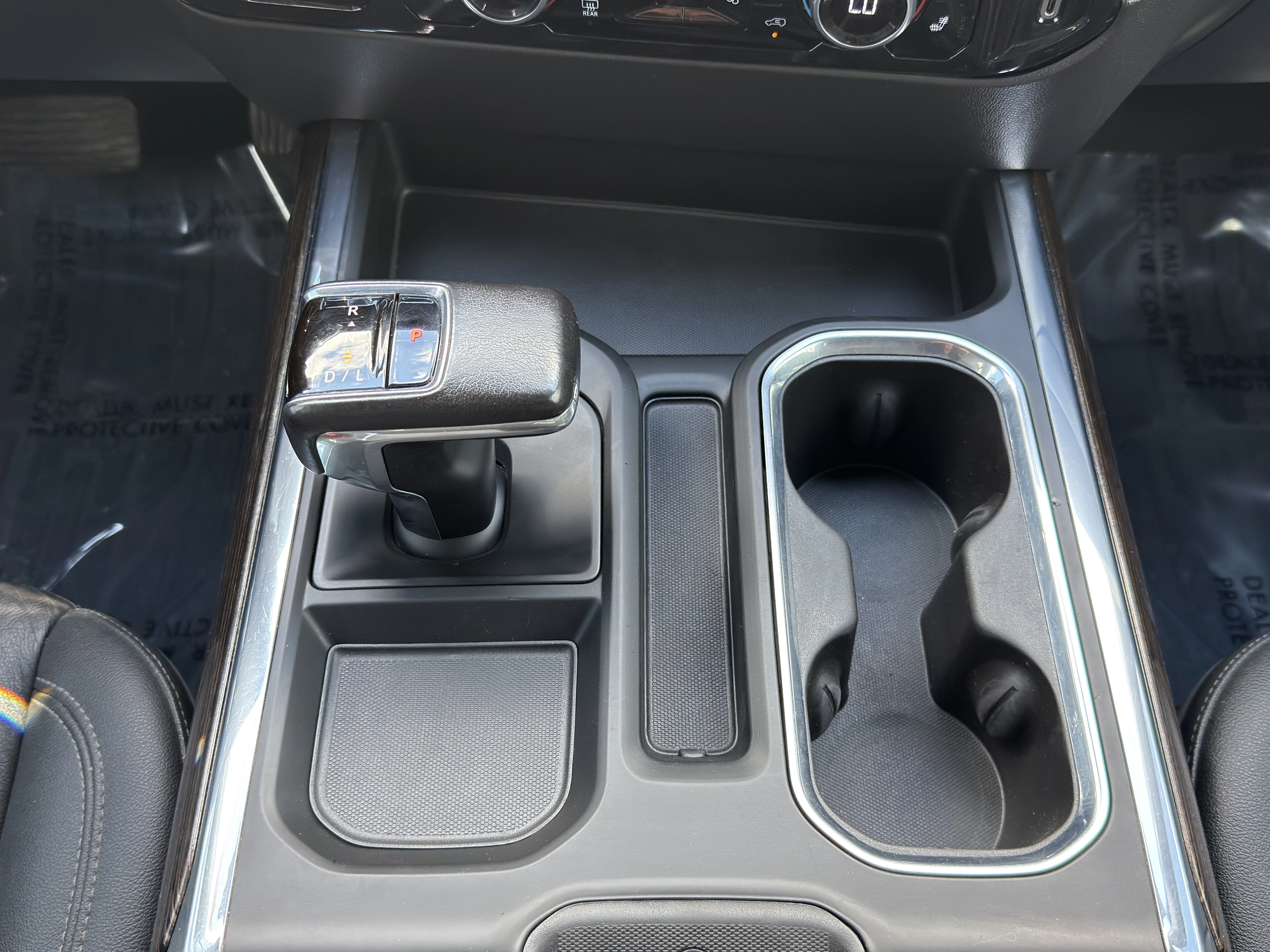 Certified Used 2022 Quicksilver Metallic GMC Elevation image 39