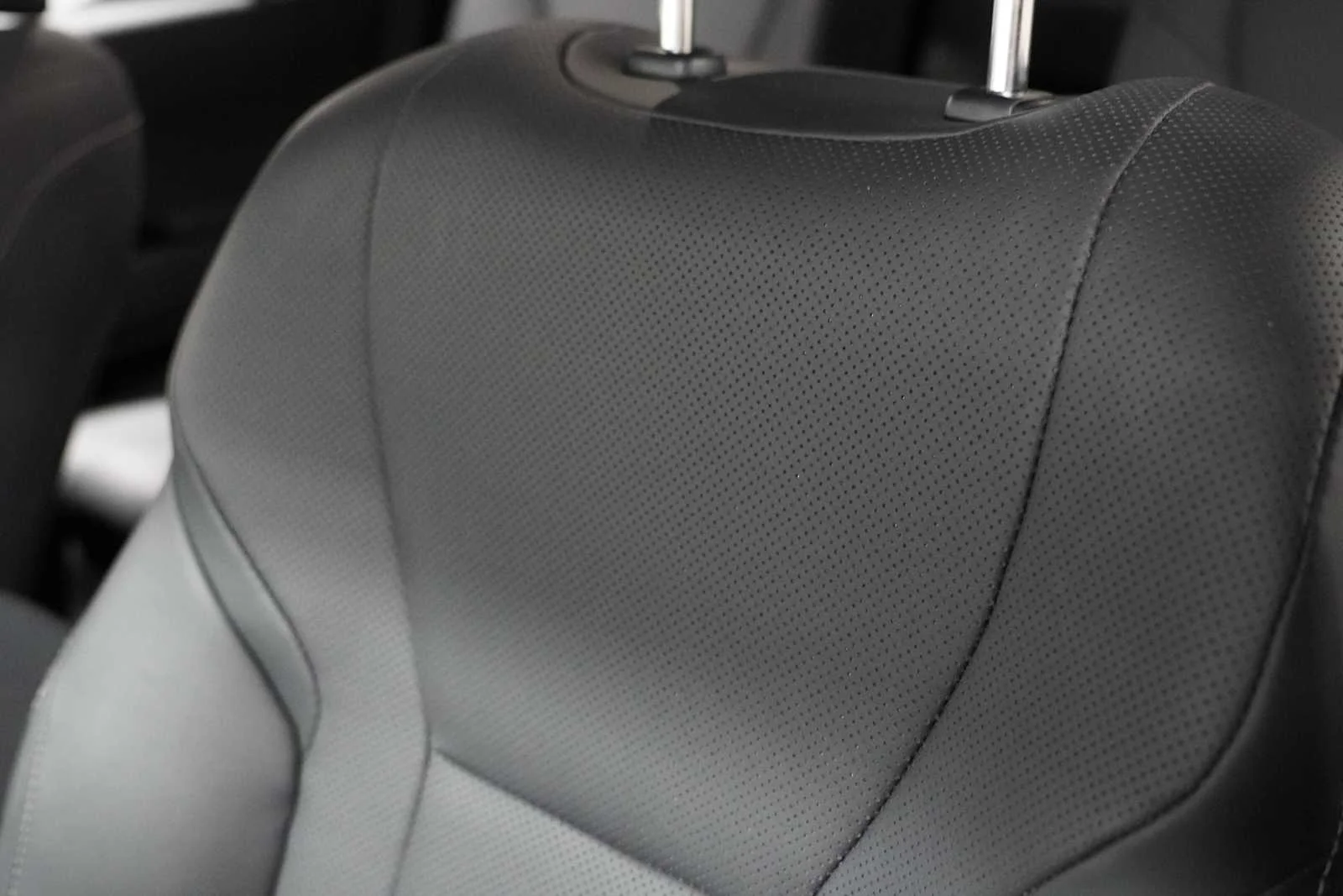Used 2024 Incognito Lexus Premium+ image 12