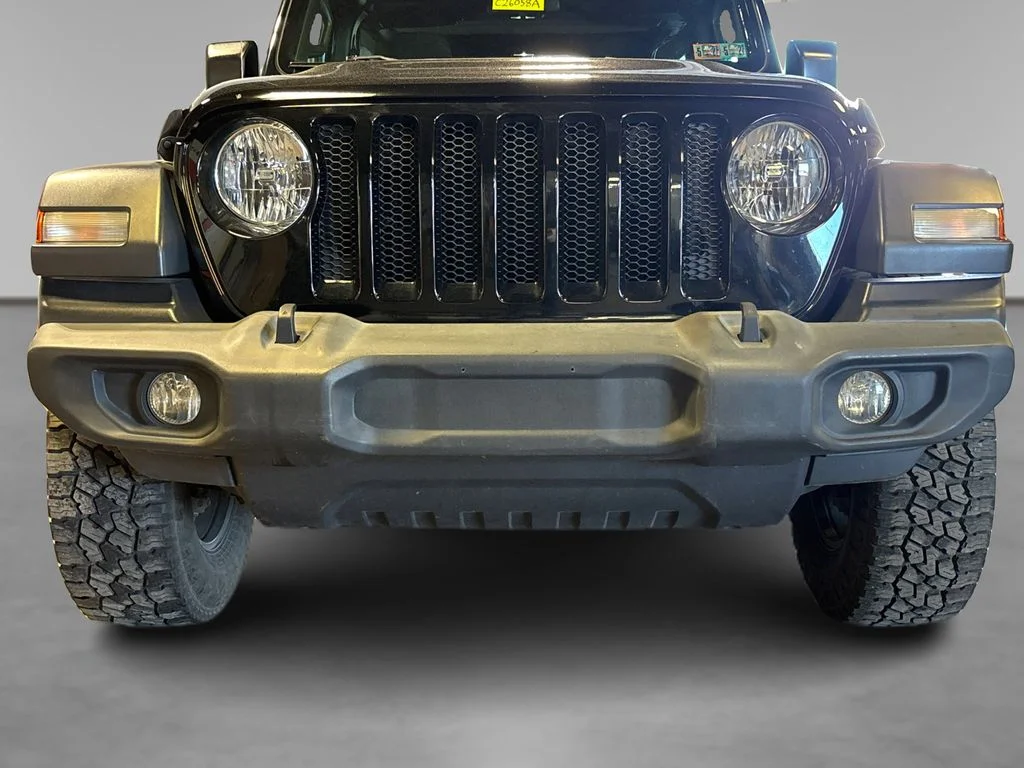 Certified Used 2018 Black Clearcoat Jeep Unlimited Sport S image 14