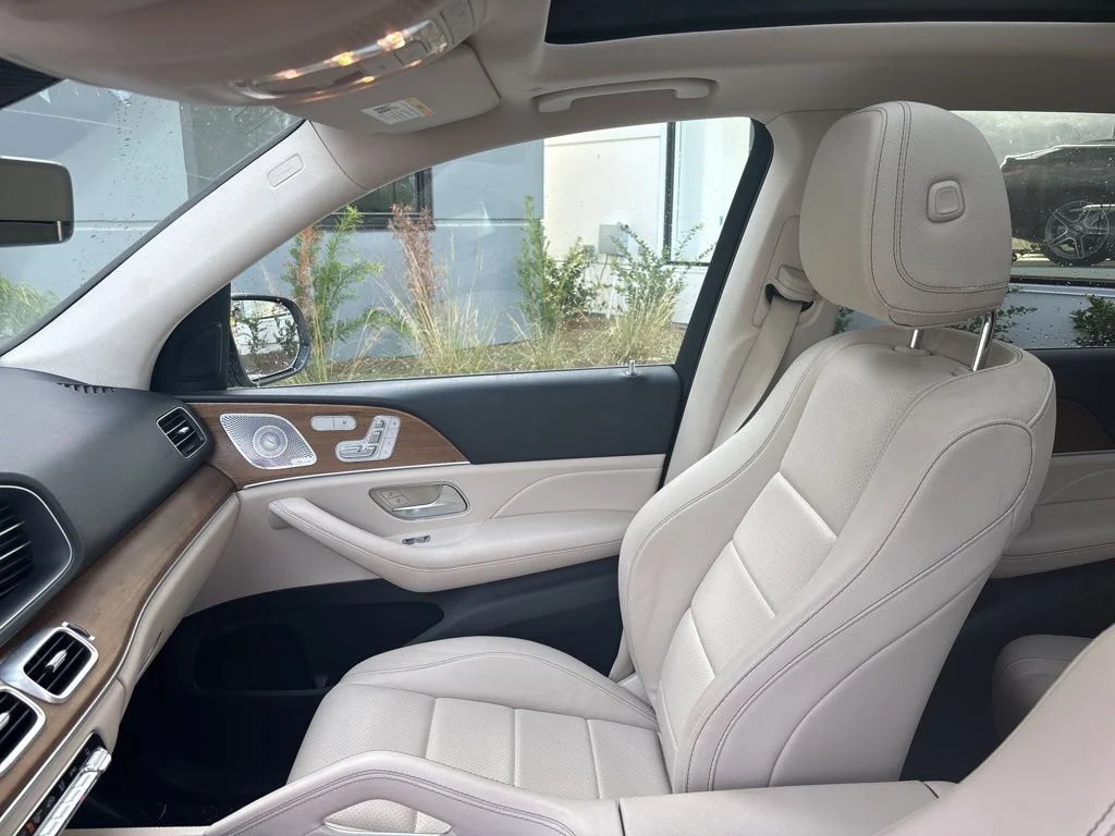 Used 2022 White Mercedes-Benz GLE 350 image 48