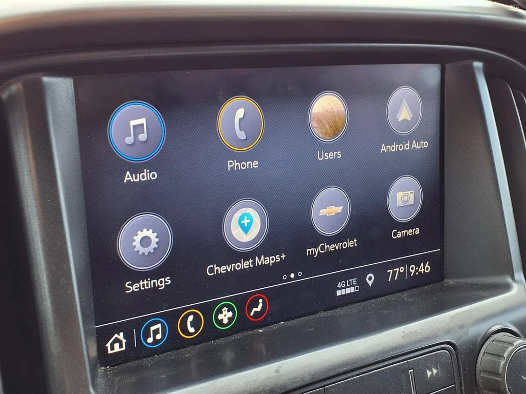 Used 2019 Red Chevrolet Z71 image 21