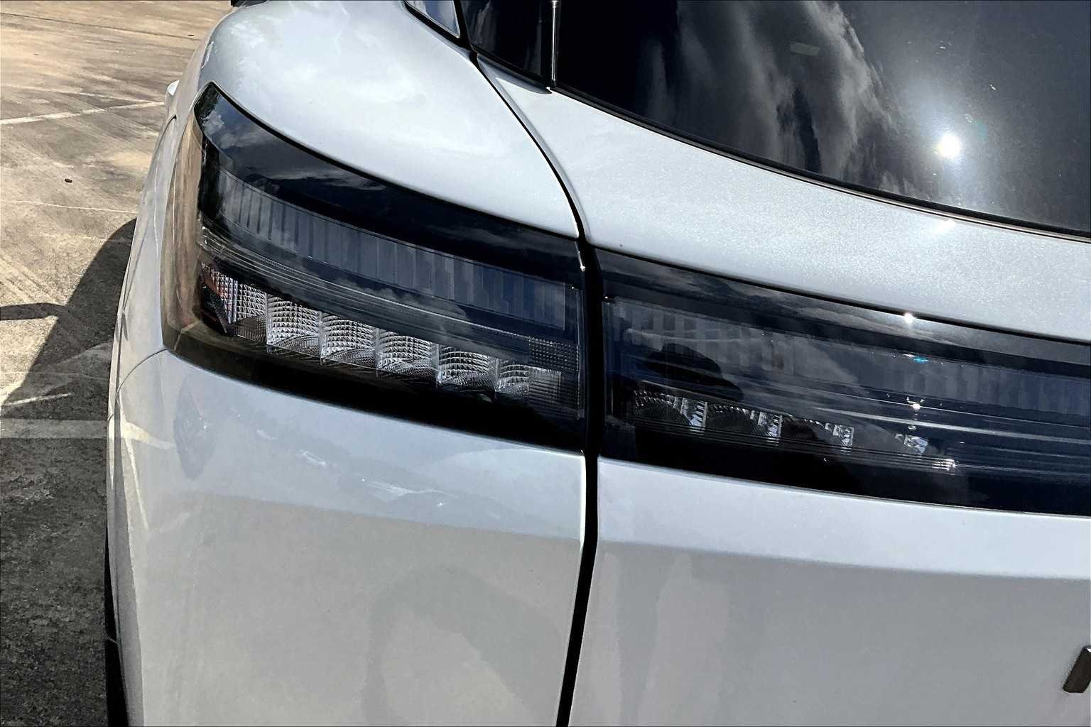 2025 Nissan Murano SL - Photo 12