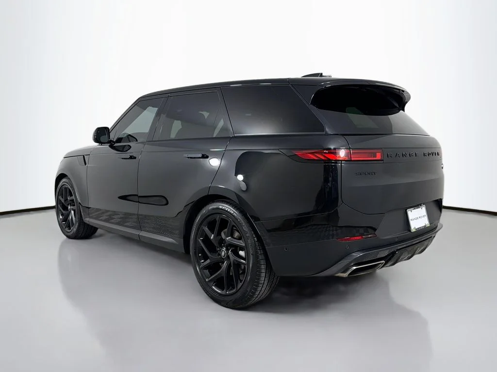 Used 2023 Black Land Rover SE image 7