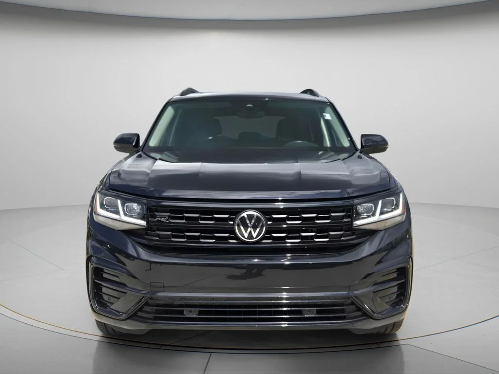 Used 2023 Black Volkswagen 3.6L V6 SEL R-Line image 9