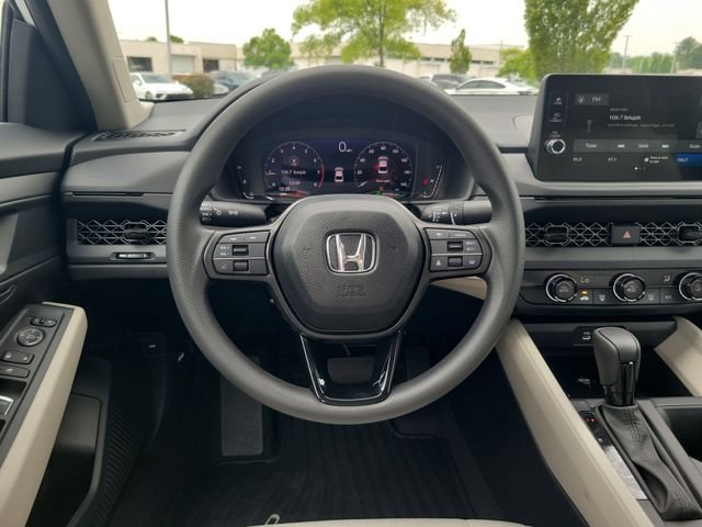 New 2026 Platinum White Pearl Honda LX image 9
