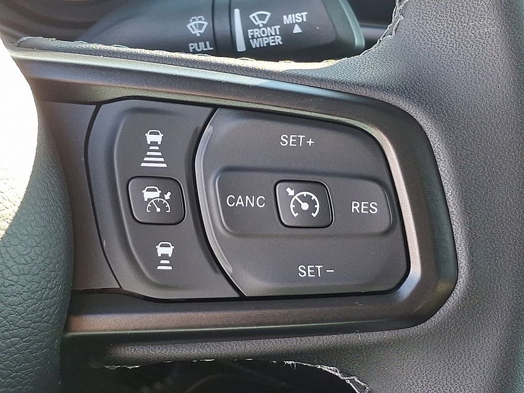Used 2026 Gray Jeep Mojave image 17