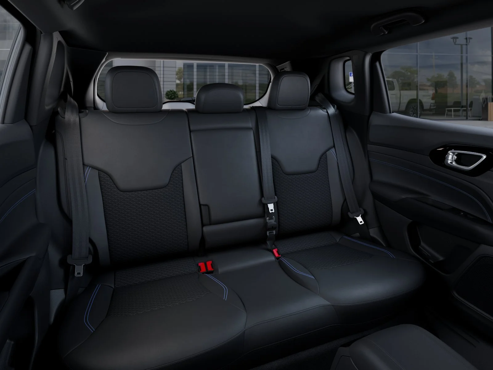 New 2026 Diamond Black Crystal Pearl-Coat Exterior Paint Jeep Latitude image 15