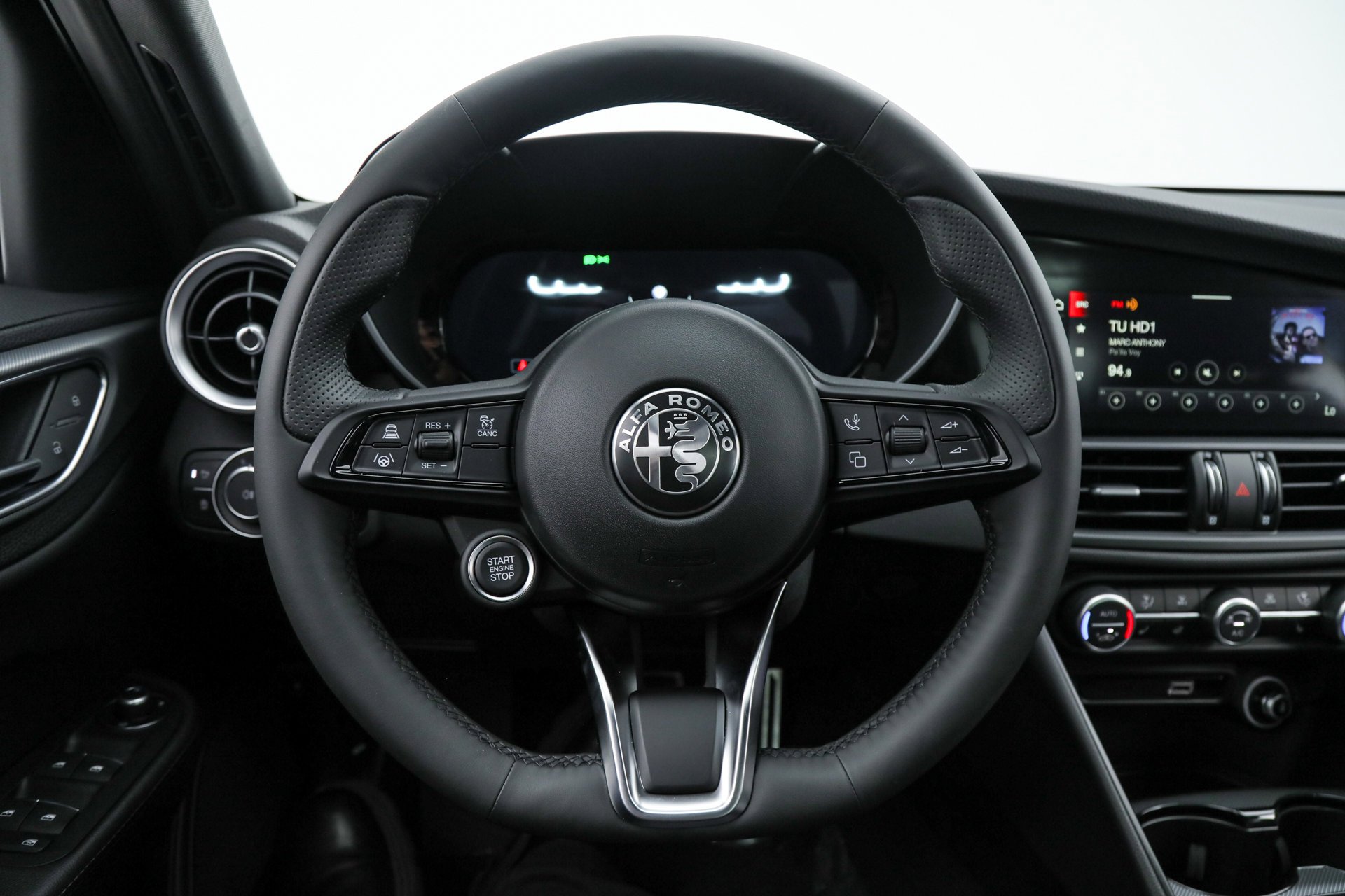 2026 Alfa Romeo Giulia Base - Photo 18