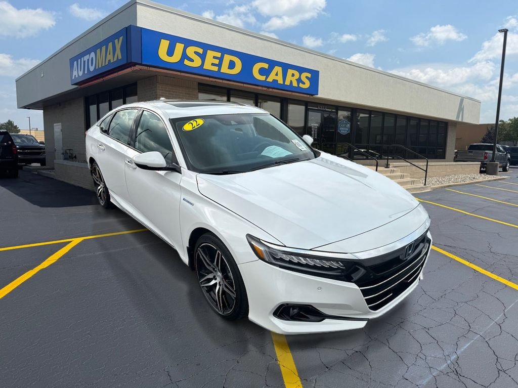 Used 2022 White Honda Touring image 4