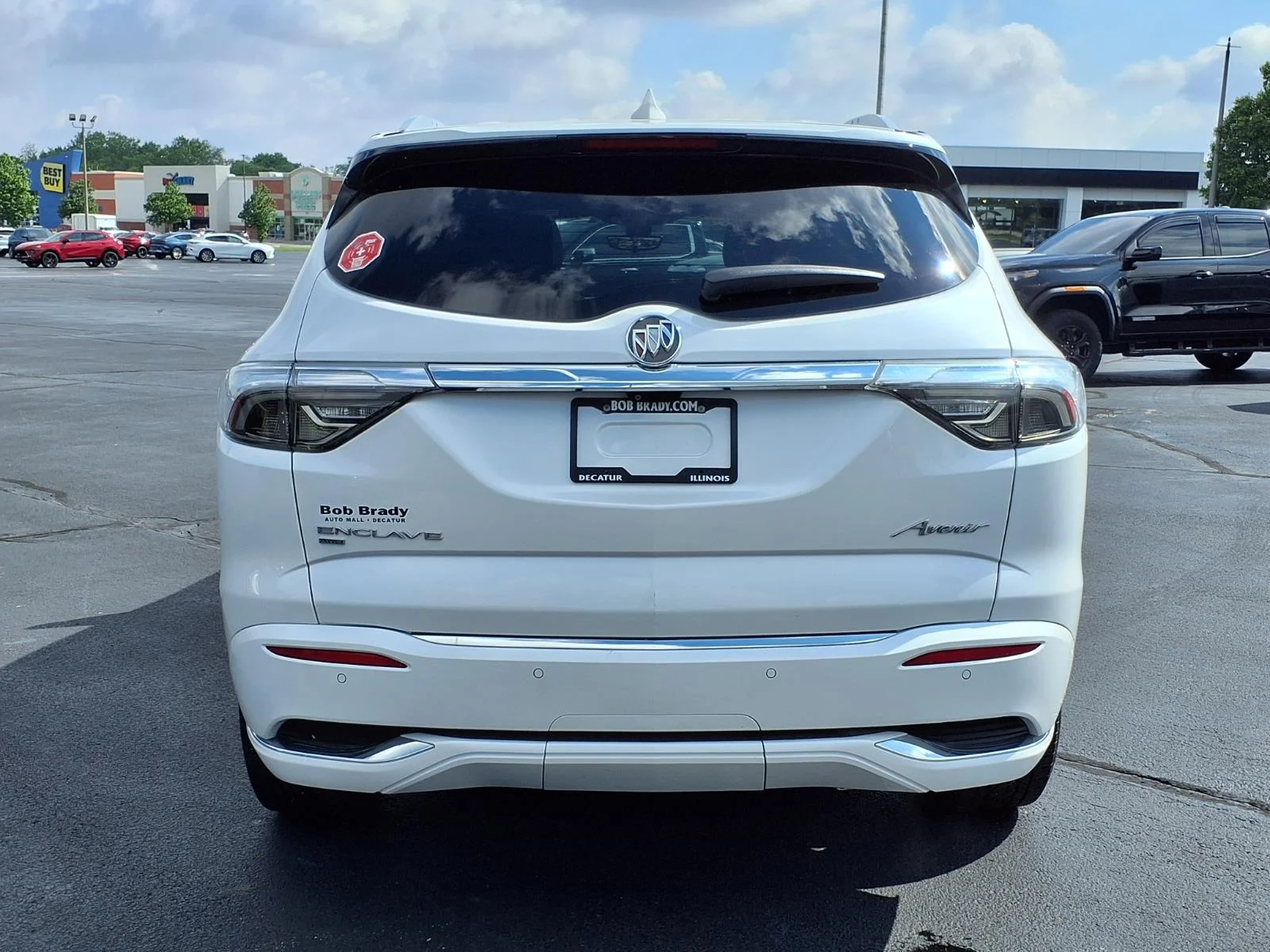 Used 2023 White Buick Avenir image 23