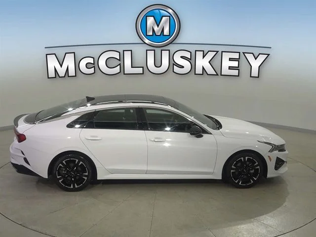 Used 2023 White Kia GT-Line image 19