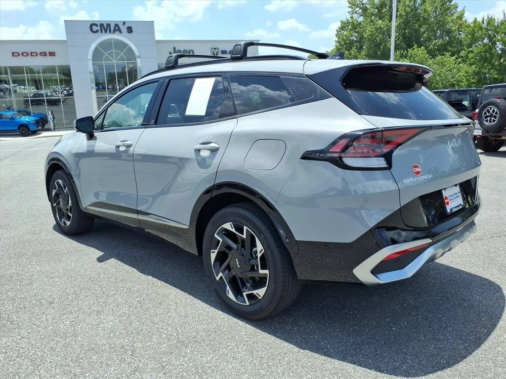 Used 2025 Wolf Gray Kia SX-Prestige image 6