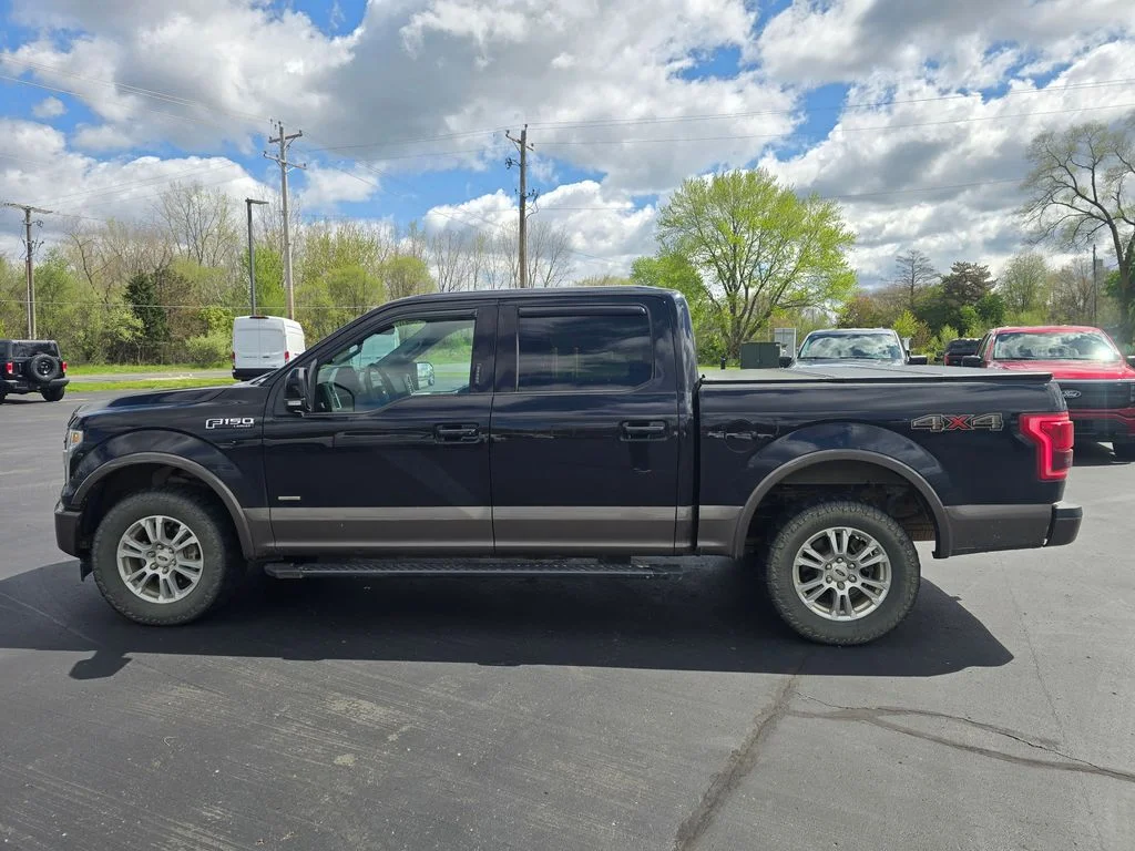 Used 2016 Shadow Black Ford Lariat image 6