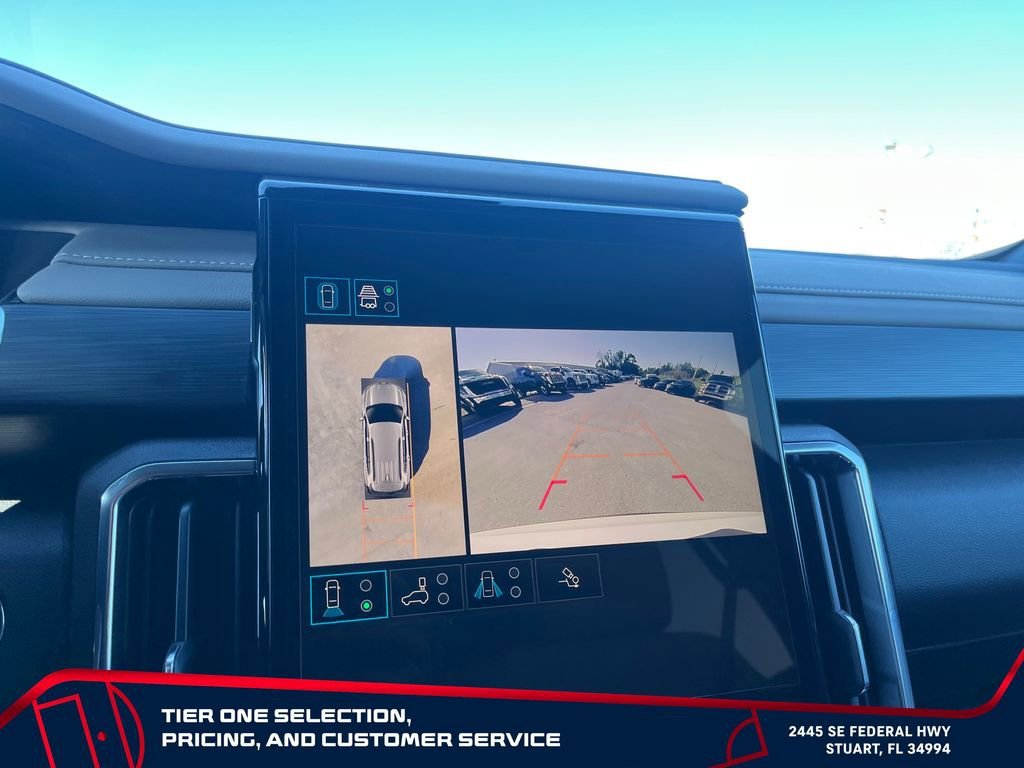 New 2026 Summit White GMC Elevation image 32