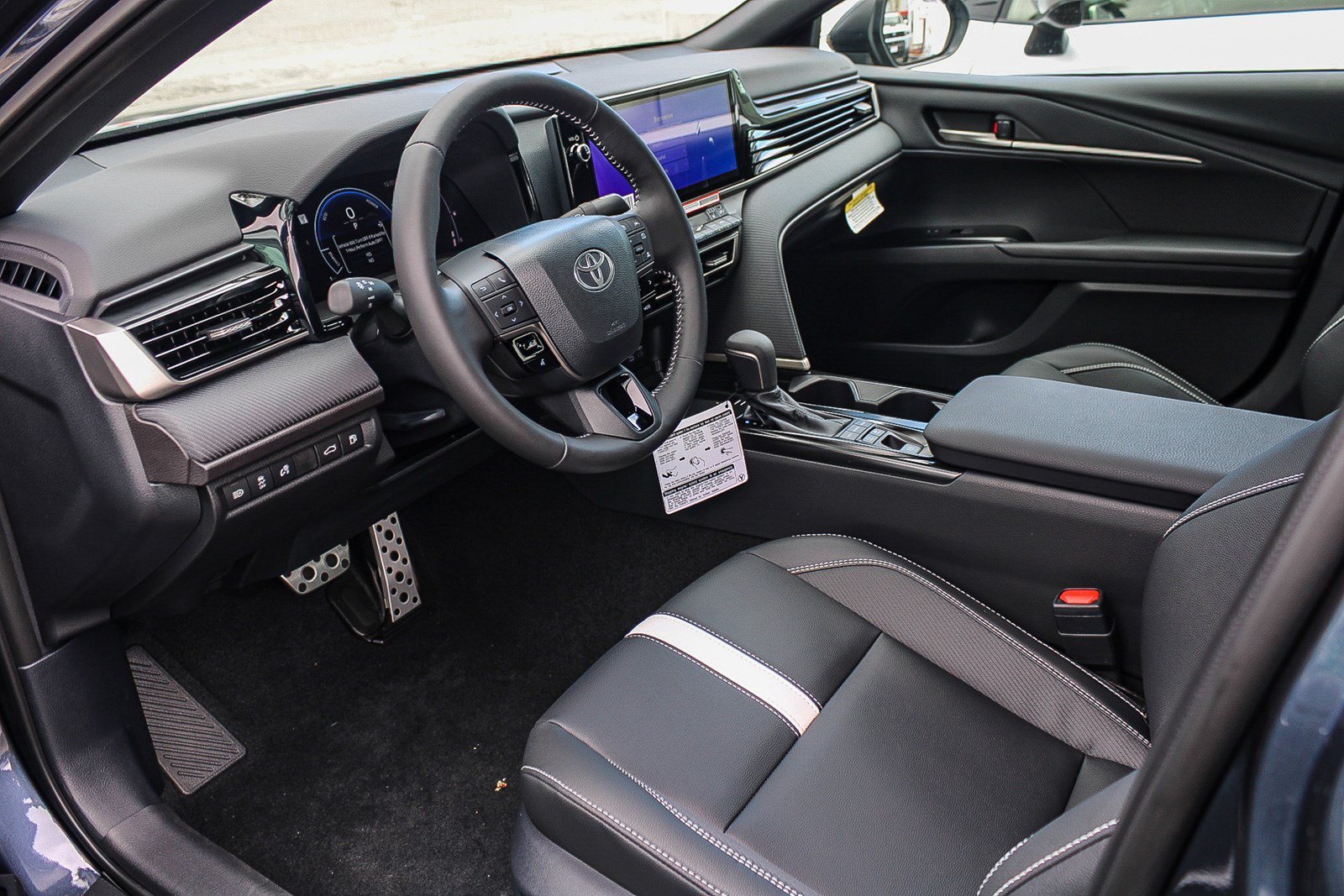 New 2026 Dark Cosmos <sup>1</sup> Toyota  SE image 19